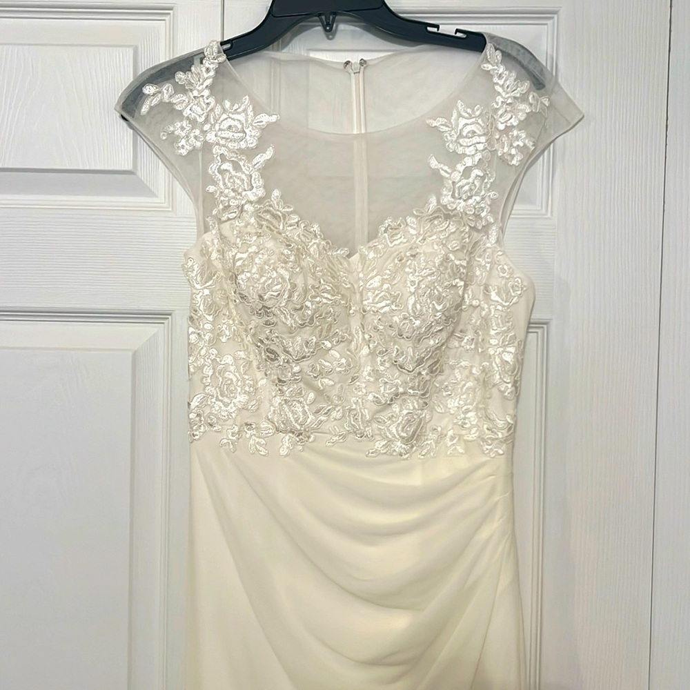 NWOT Dillards Off White Gown
